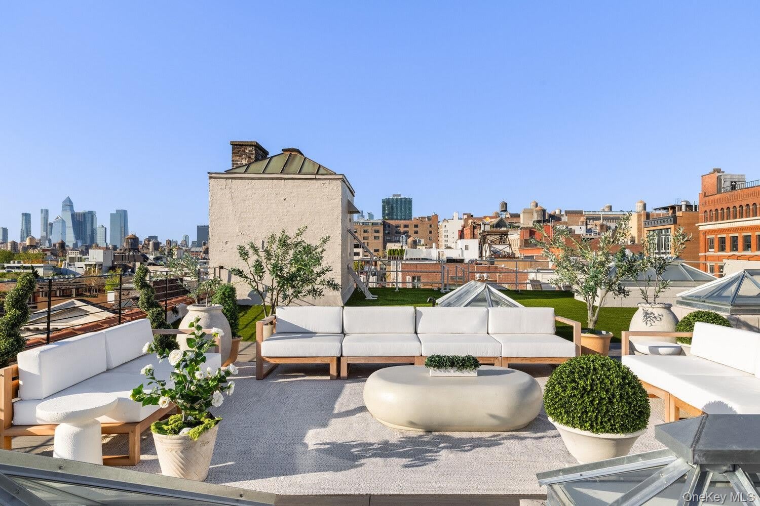 457 Broome Street – photo 4