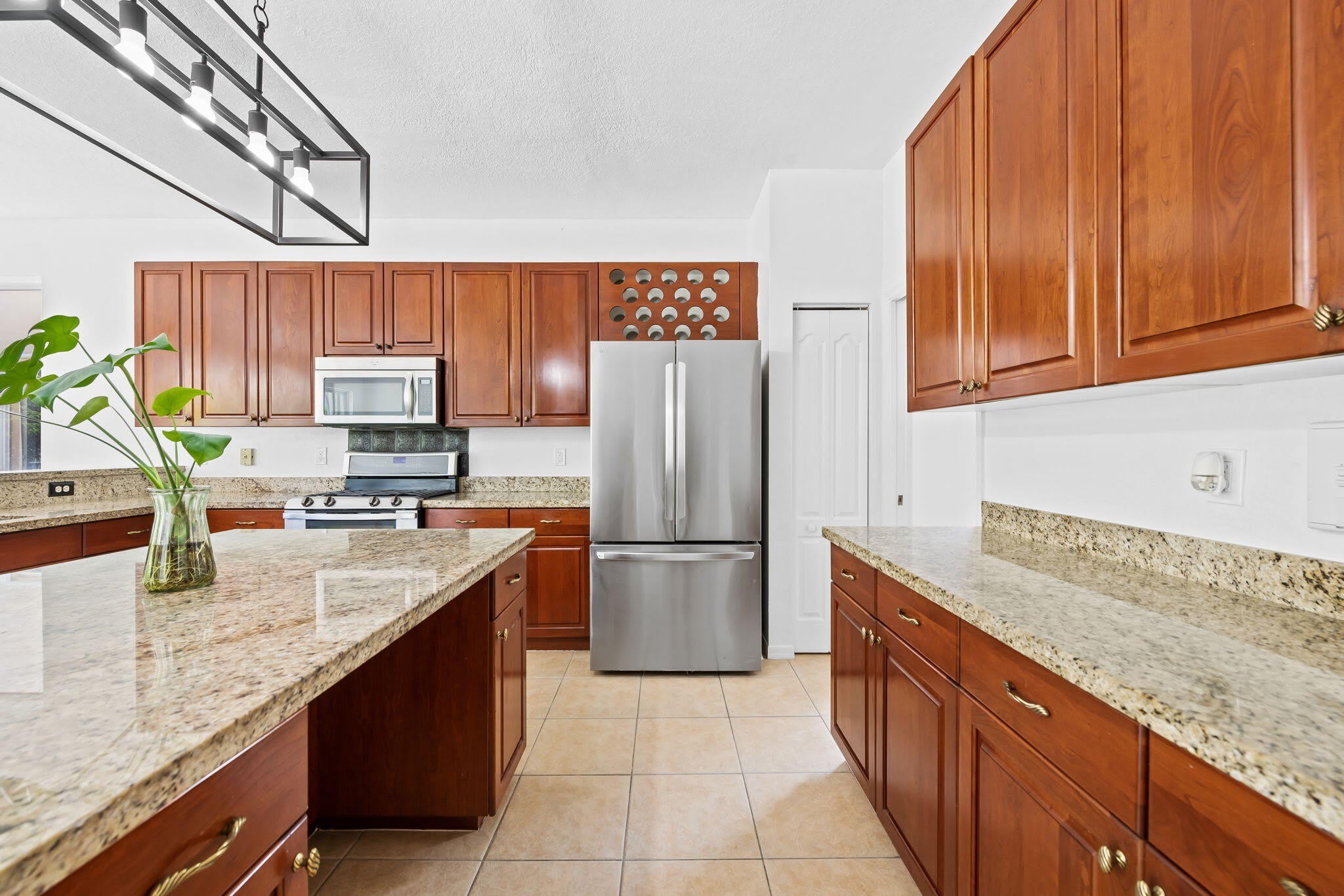 19389 SW 64th Street – photo 3