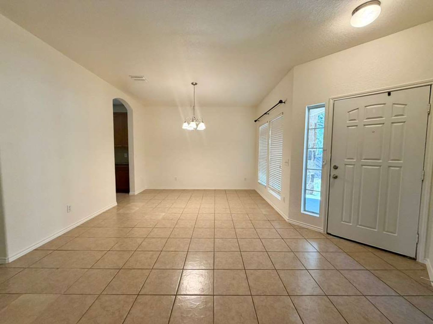 Discover Spacious One-Story Living in Mockingbird Heights! – photo 5
