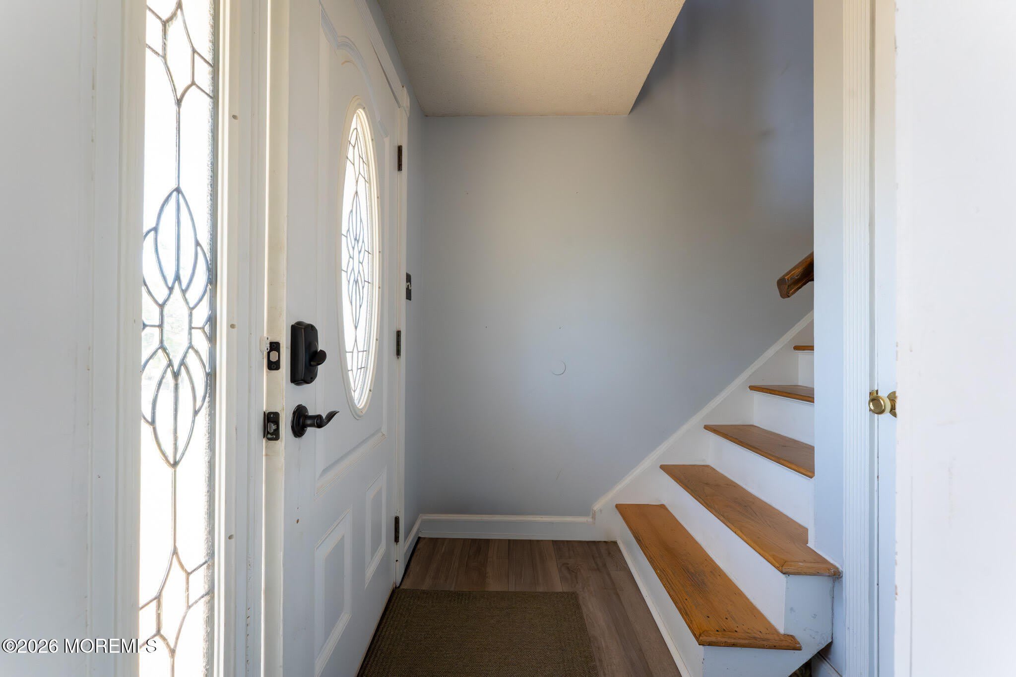 406 Lawrence Drive – photo 3