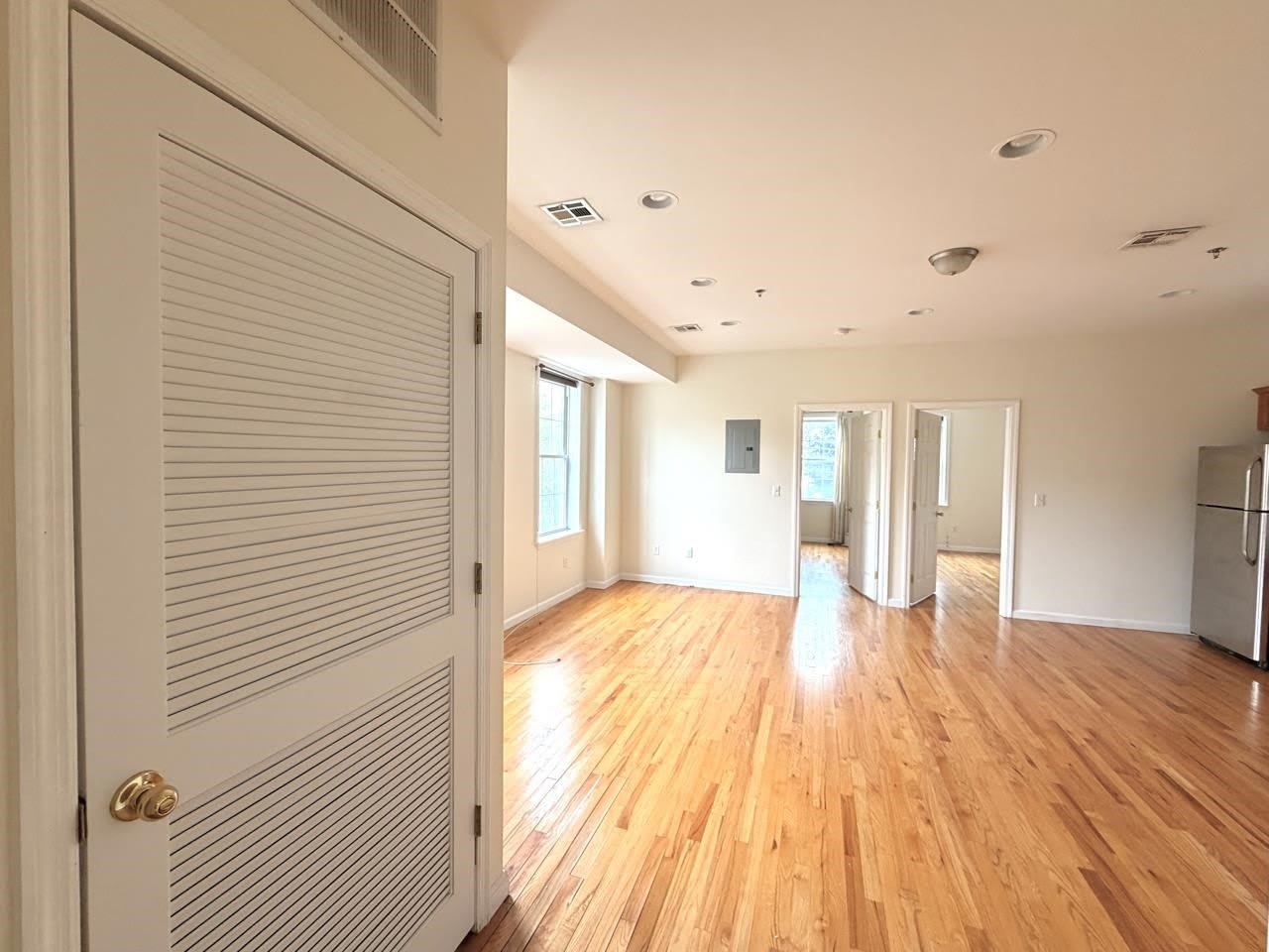 687 AVENUE A – photo 2