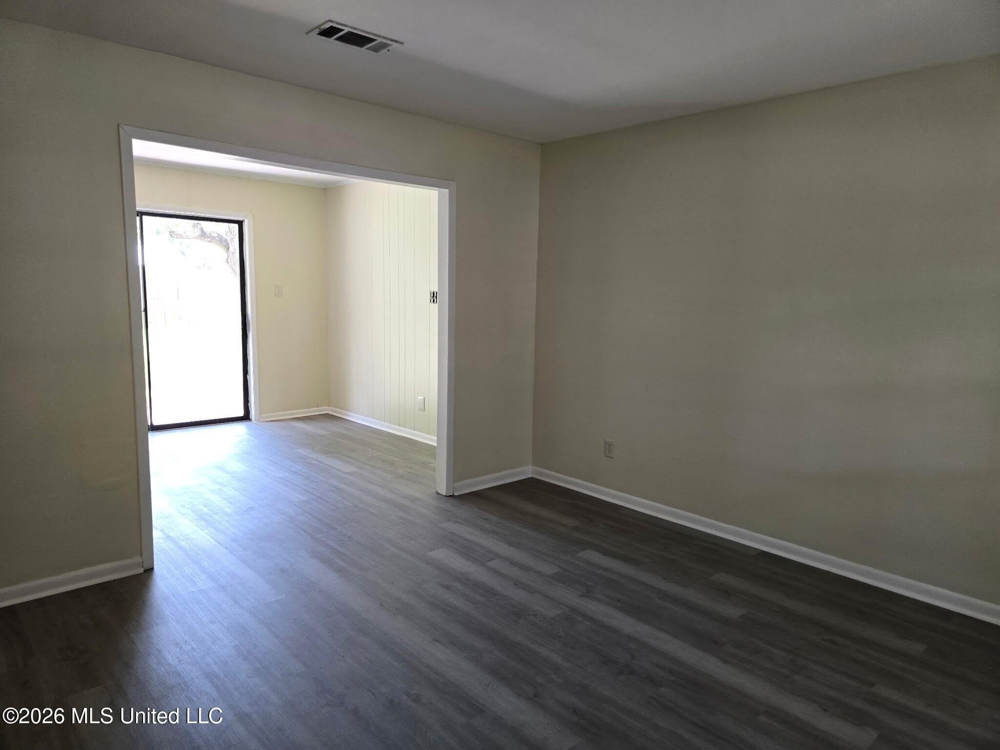 2605 W Samuel Street – photo 4