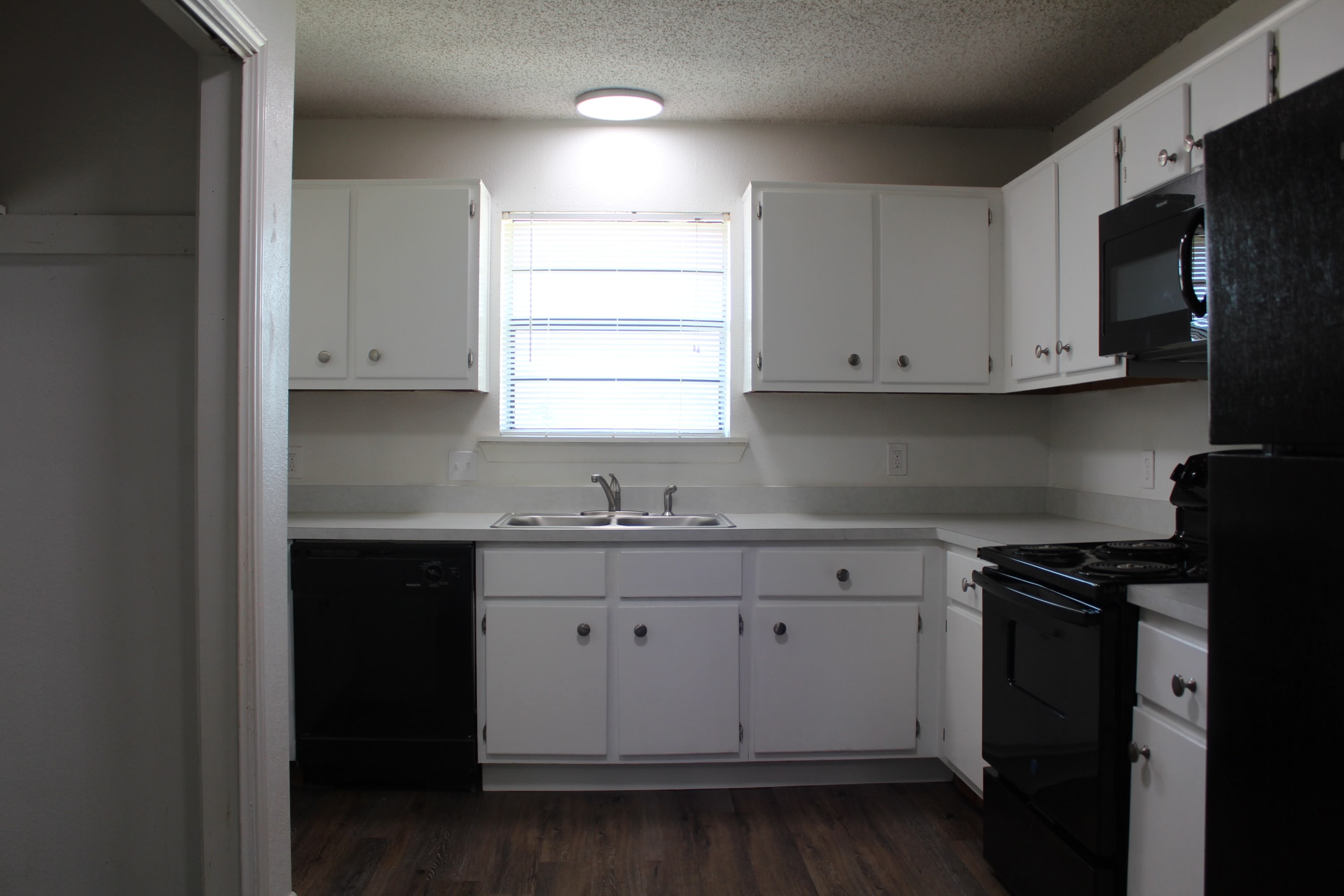 2145 8th Street – photo 3