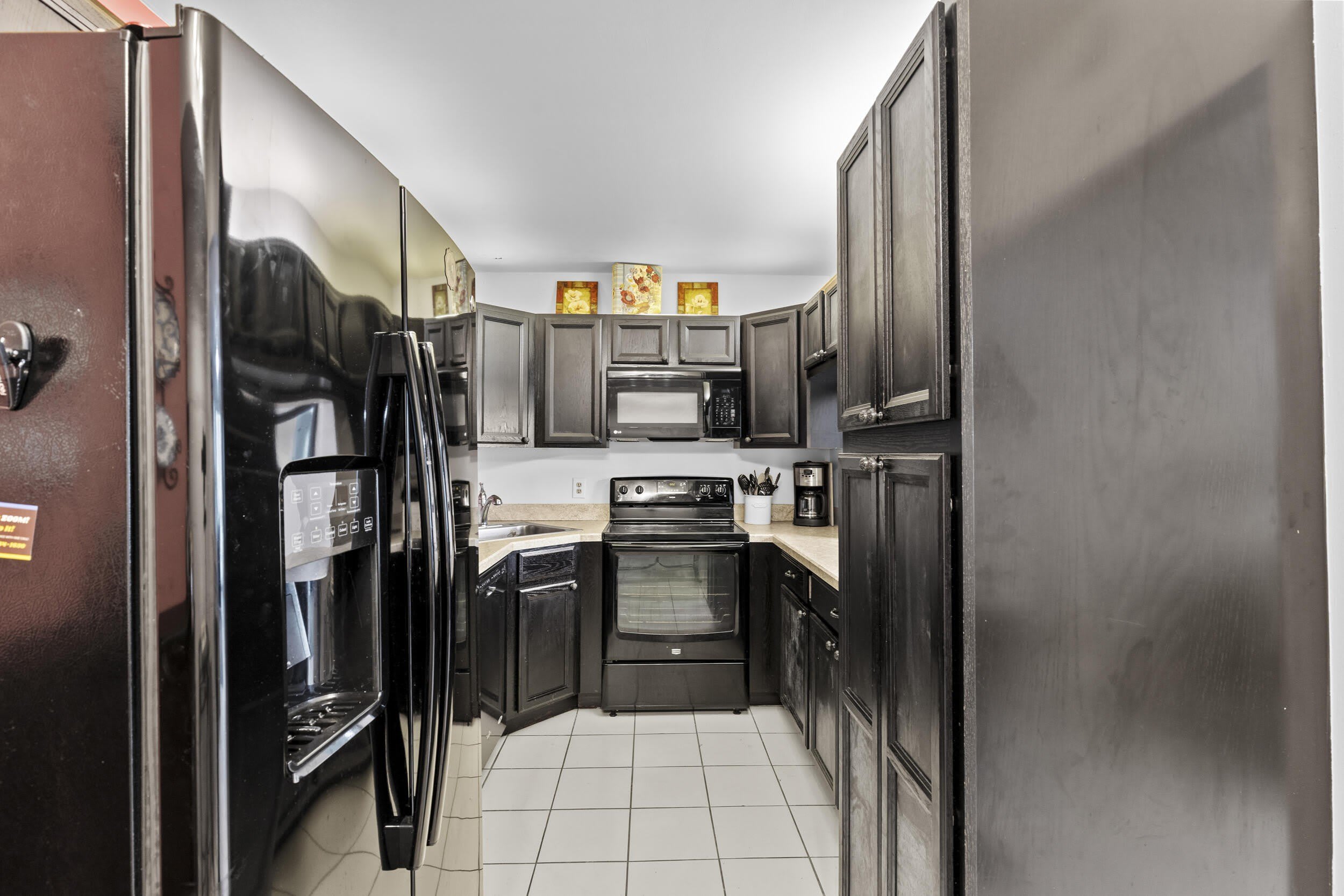 1004 Green Pine Boulevard – photo 3