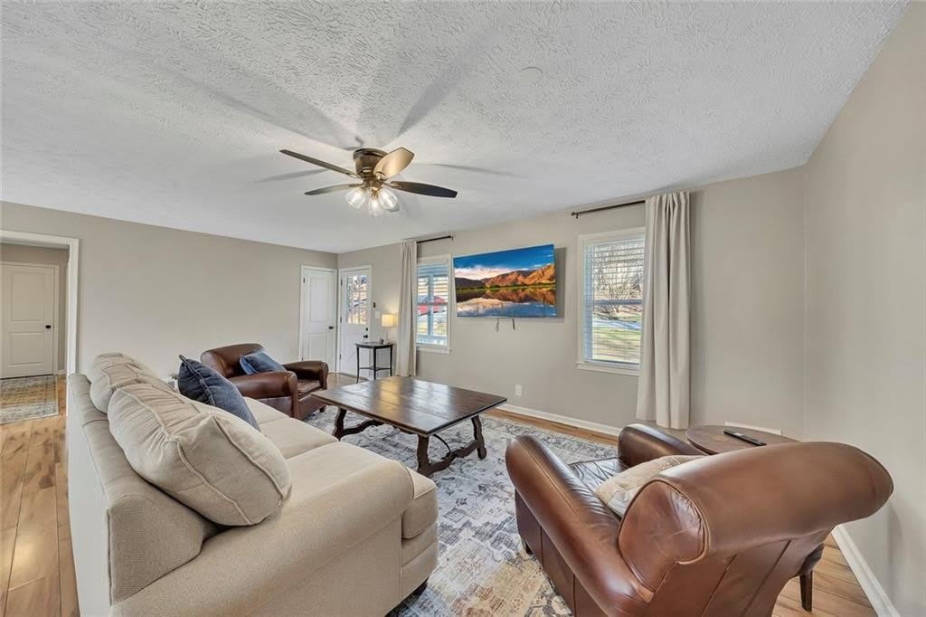 303 Nottingham Drive – photo 5