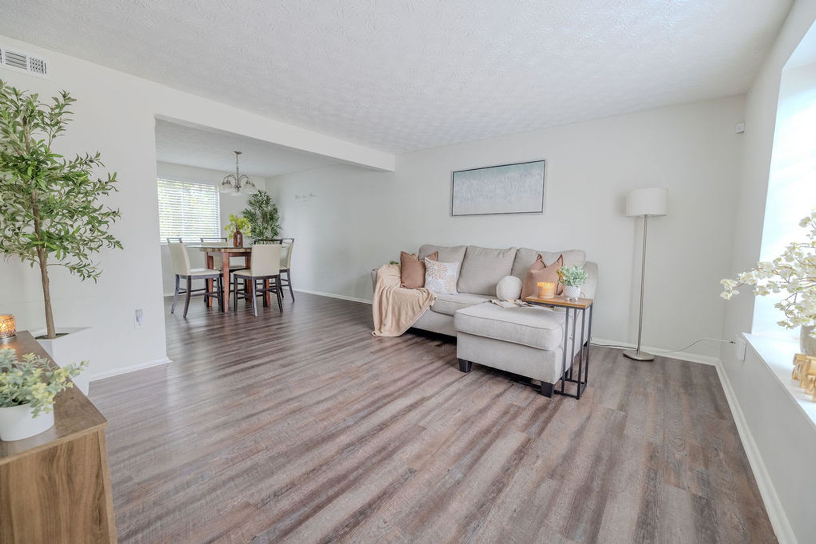 2073 Raintree Place – photo 3
