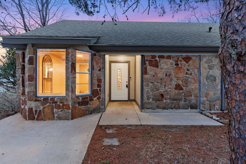 400 North River Oaks Drive – photo 2