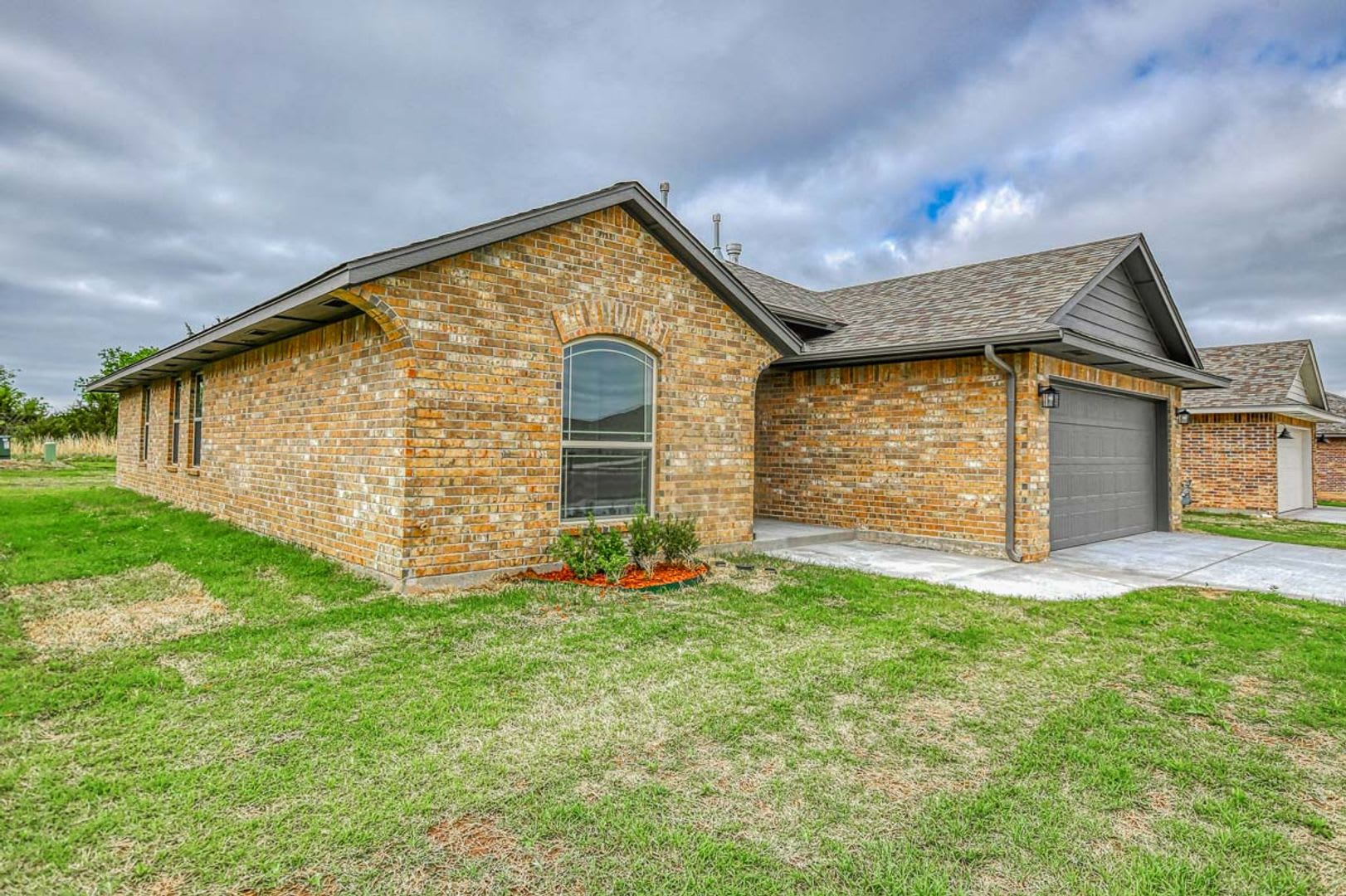 Move In Special: August Rent Free! – photo 2