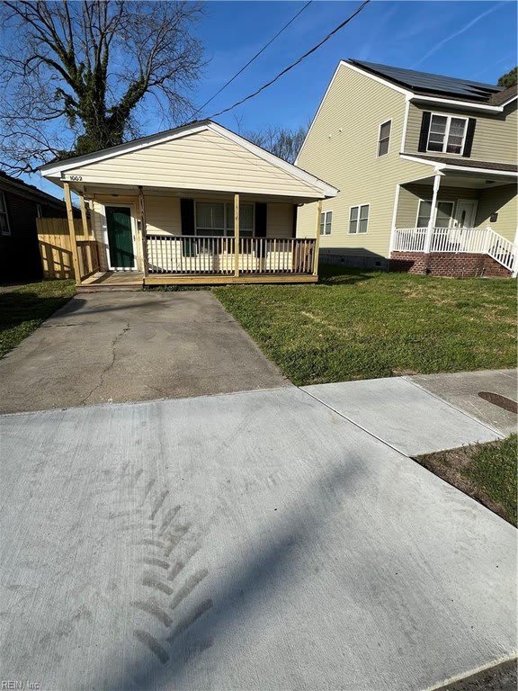 1002 Roseclair Street – photo 1