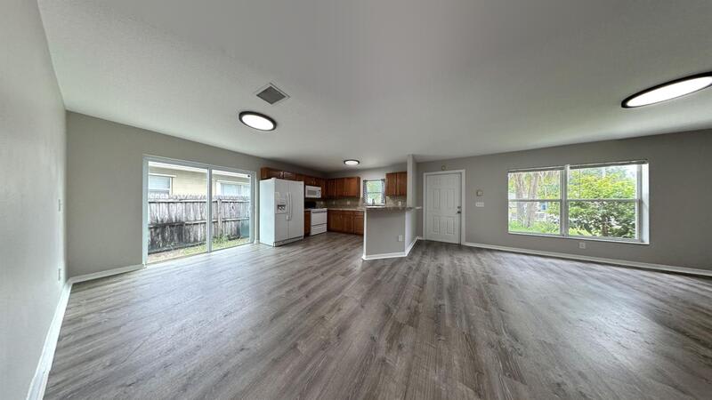 2486 15Th Avenue South – photo 4