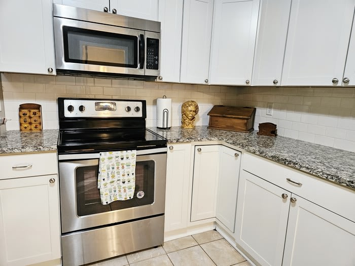 1330 White Oak Drive – photo 4