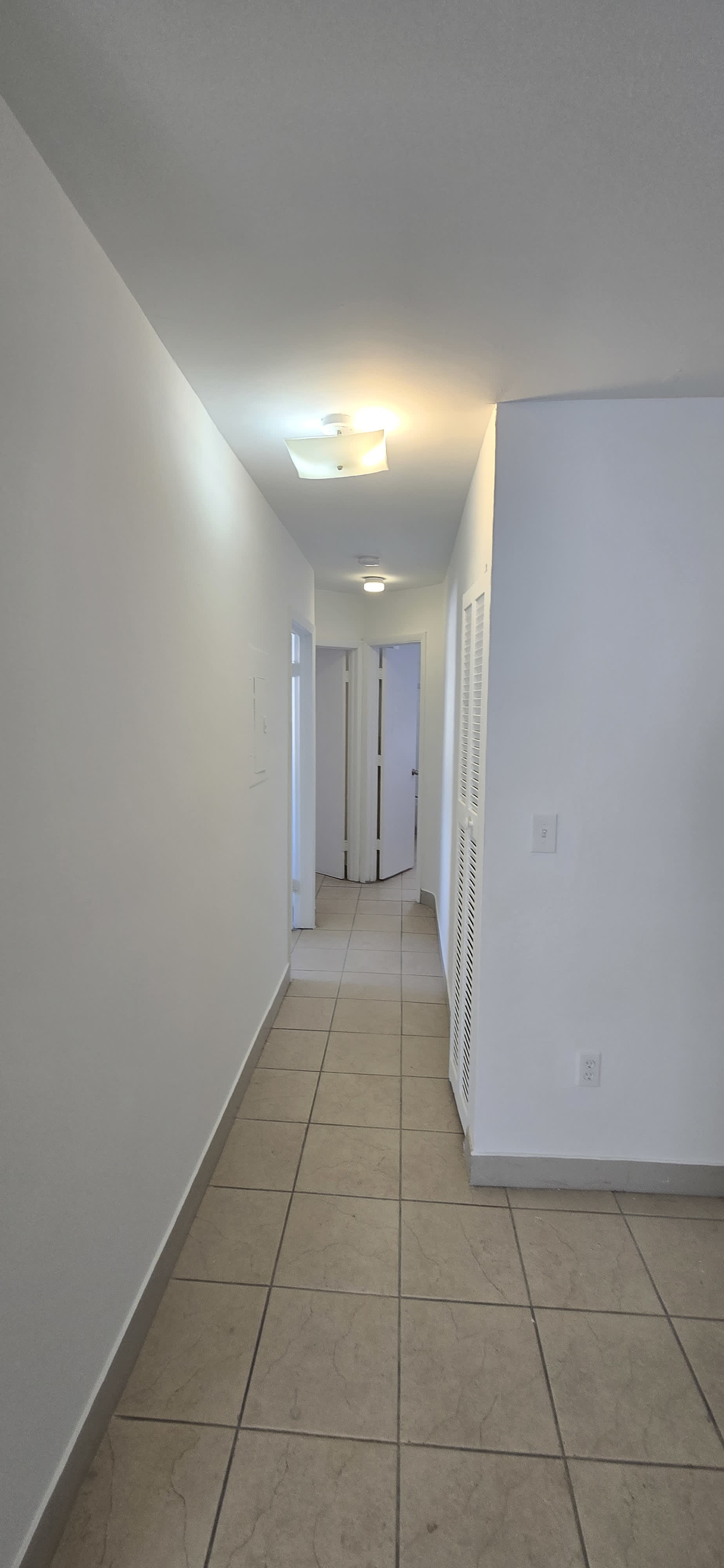 3120 Nw 22nd Ave – photo 1