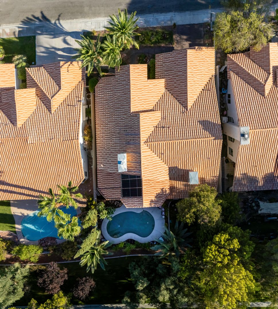 **FURNISHED** POOL! SPECTACULAR SINGLE-STORY 4-BEDROOM HOME IN PECCOLE RANCH! – photo 3