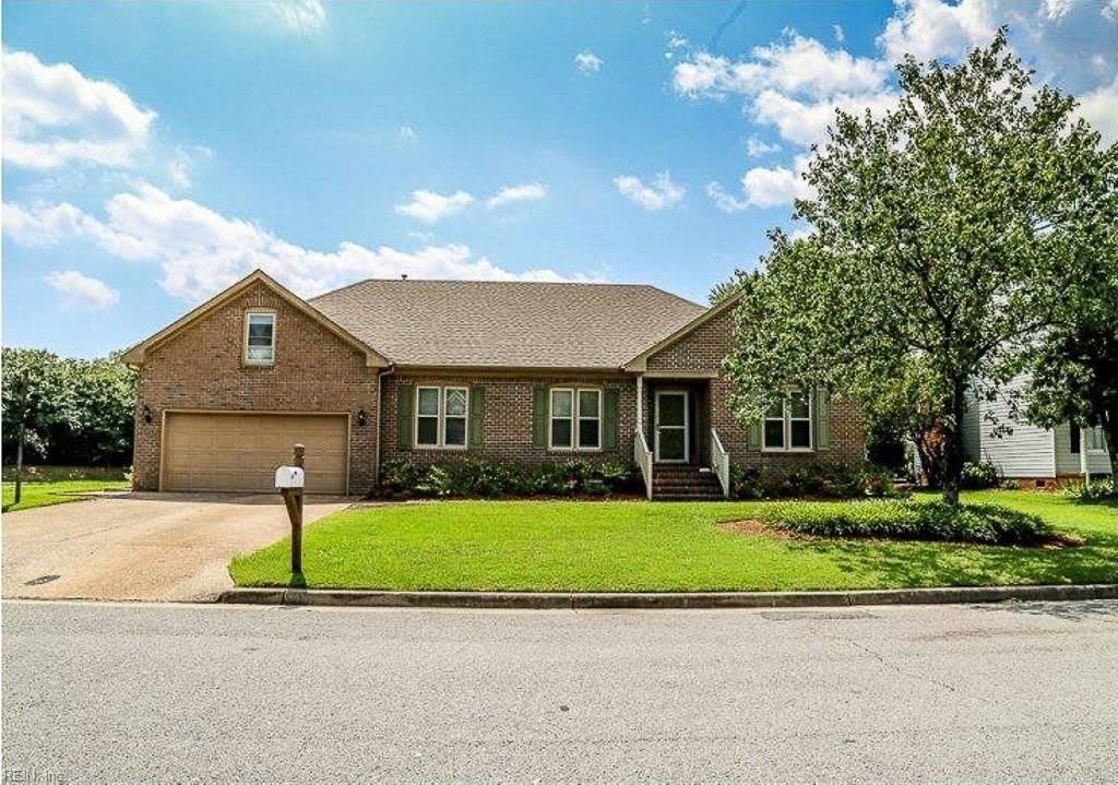 756 Yorkshire Trail – photo 1