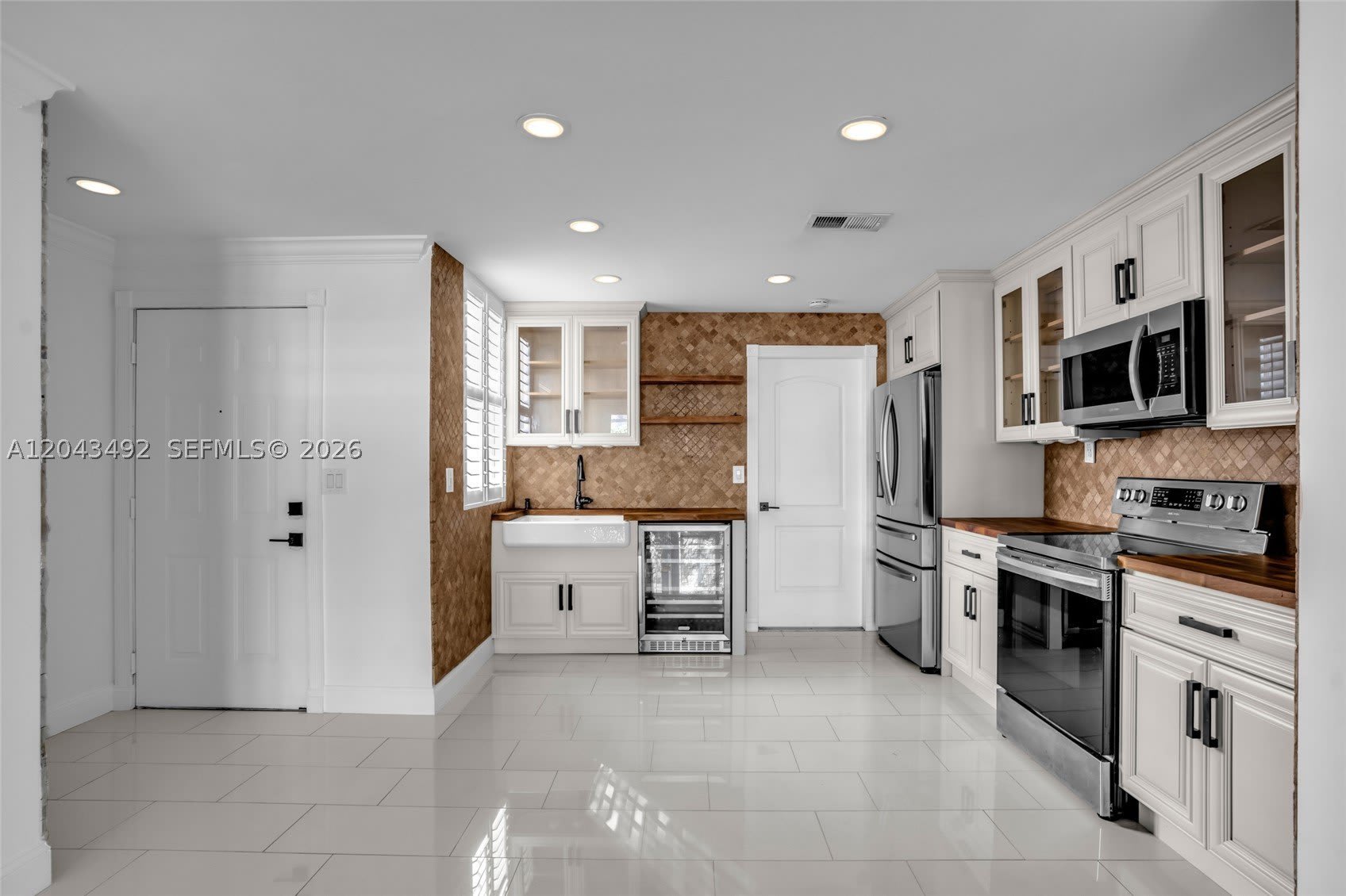 1231 Sorrento Dr – photo 3