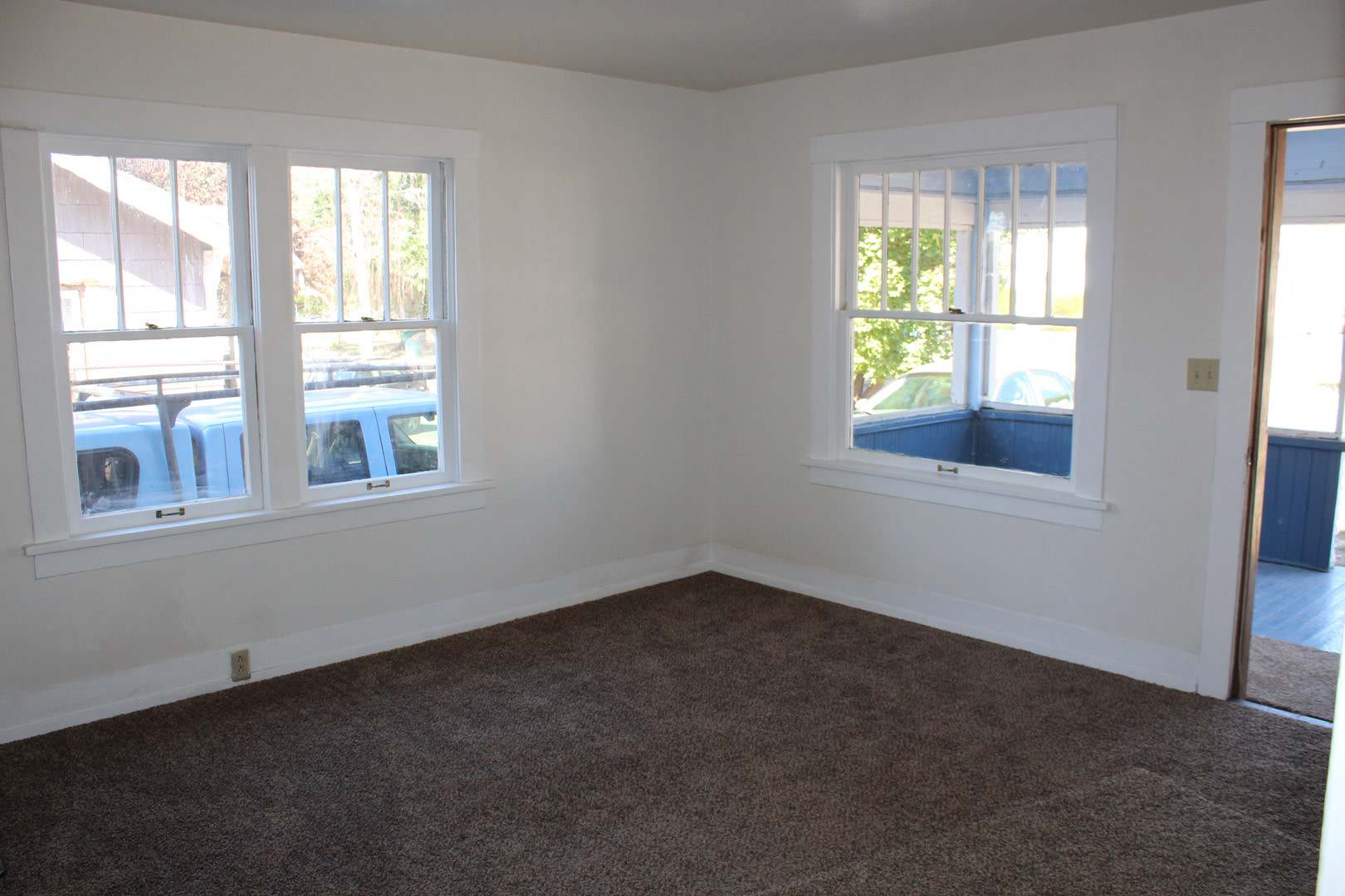 2344 Orchard Ave – photo 3