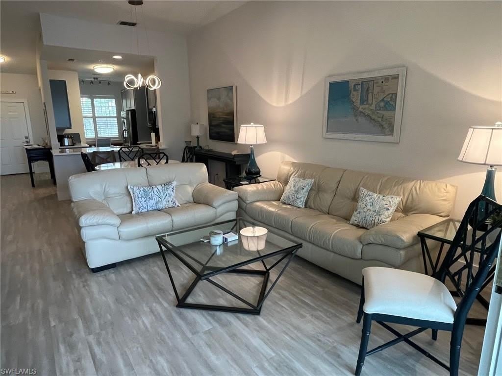 2325 Carrington Ct – photo 2
