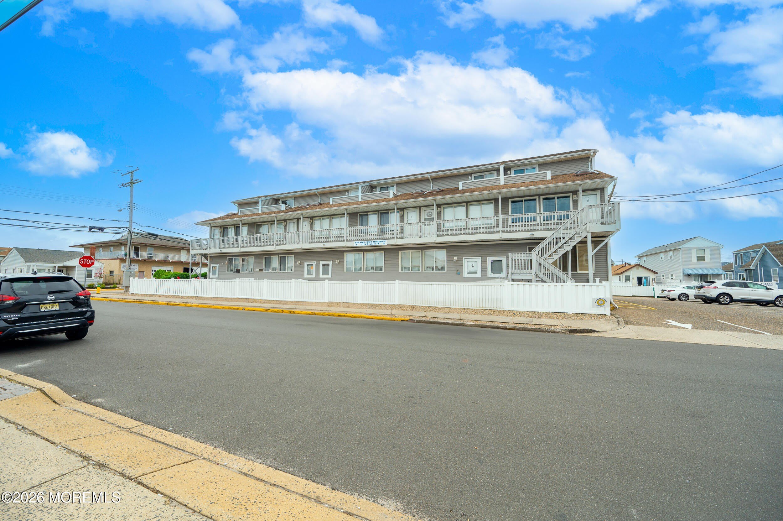 1713 Boulevard – photo 2