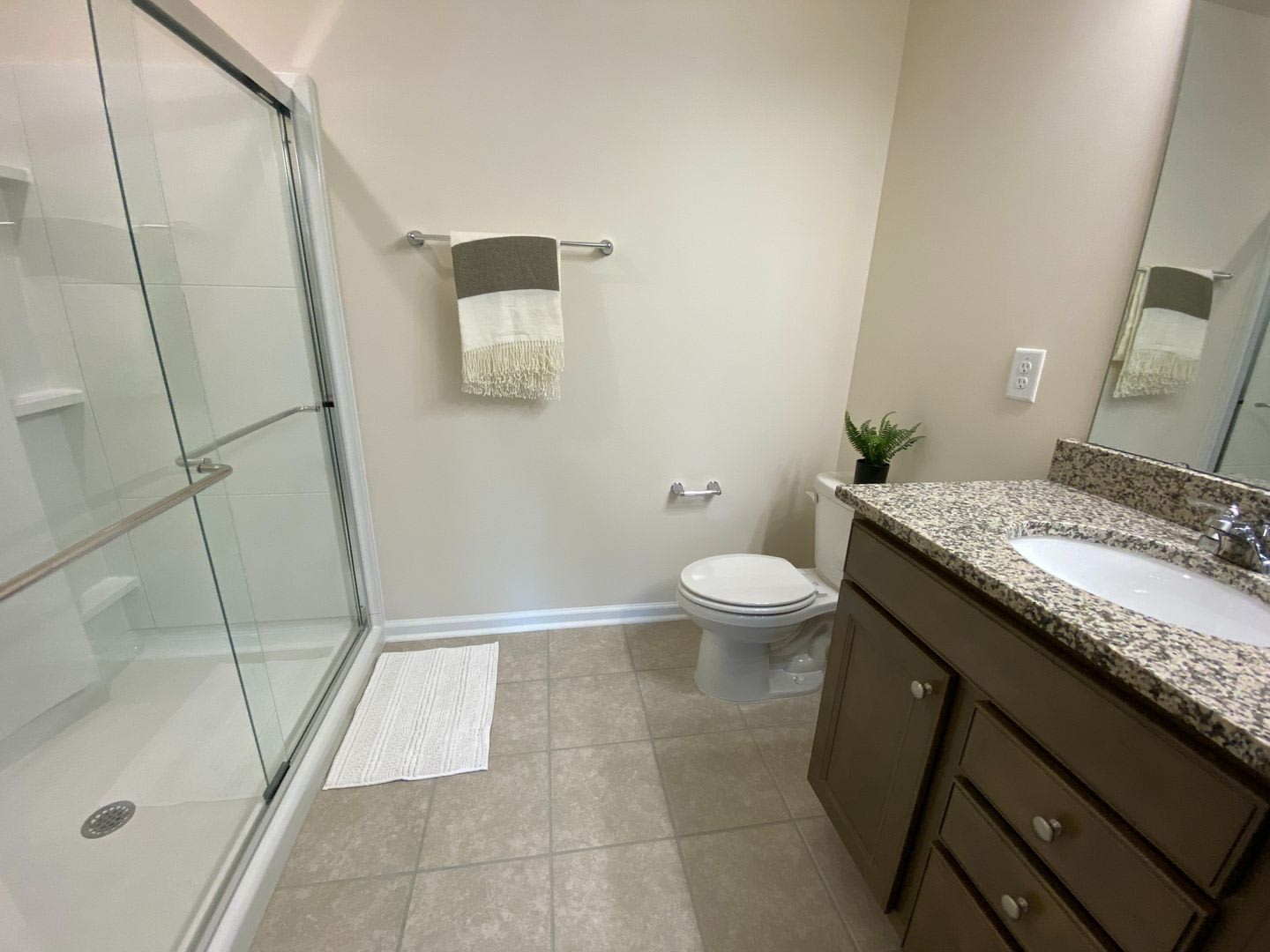 Room in 3 Bedroom Townhome at Talley St – photo 5