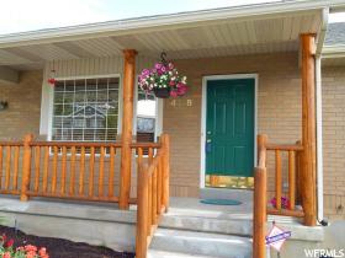 Beautiful Springville Heights Home – photo 3