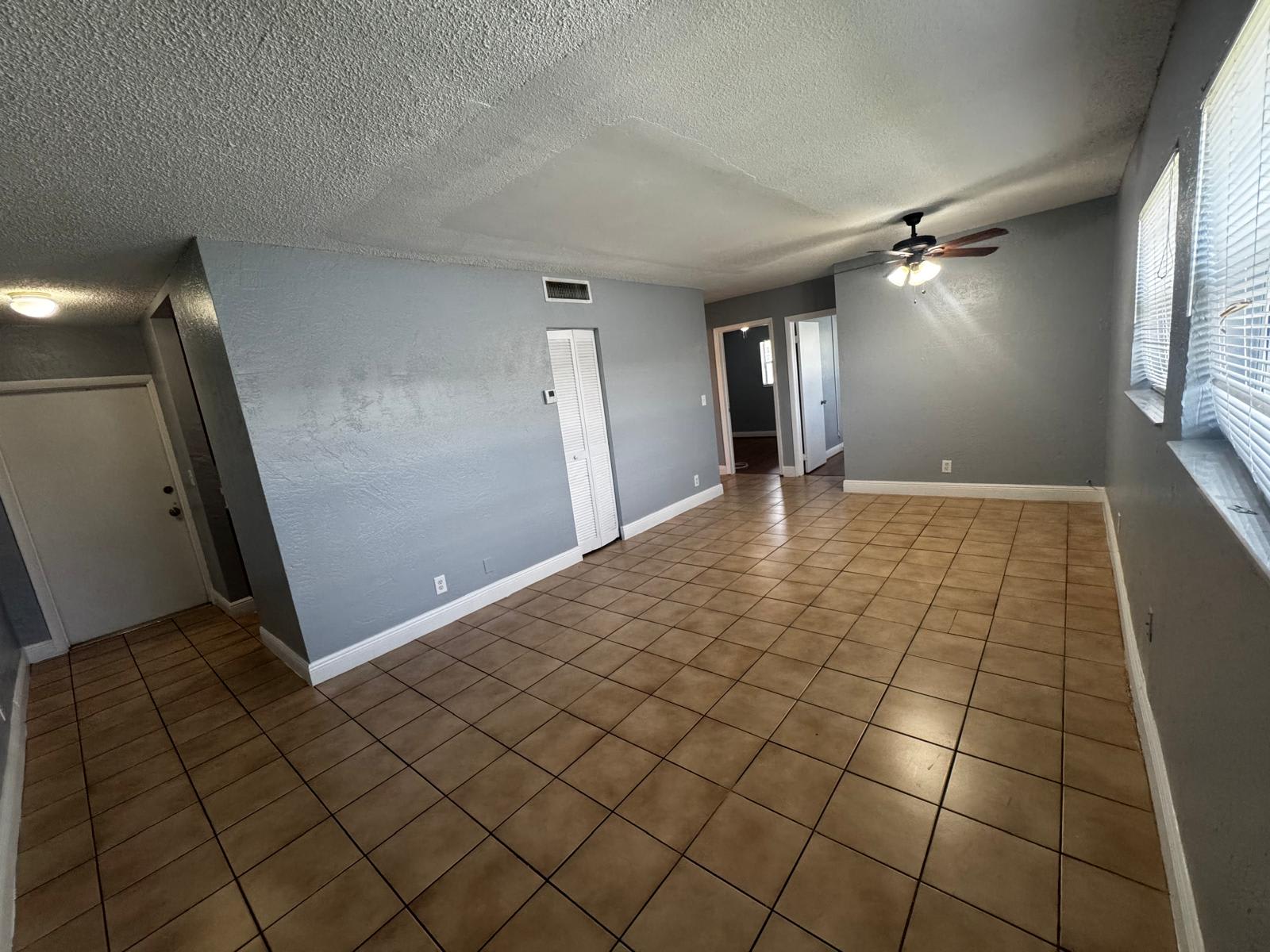 4061 N Dixie Highway #28 – photo 3