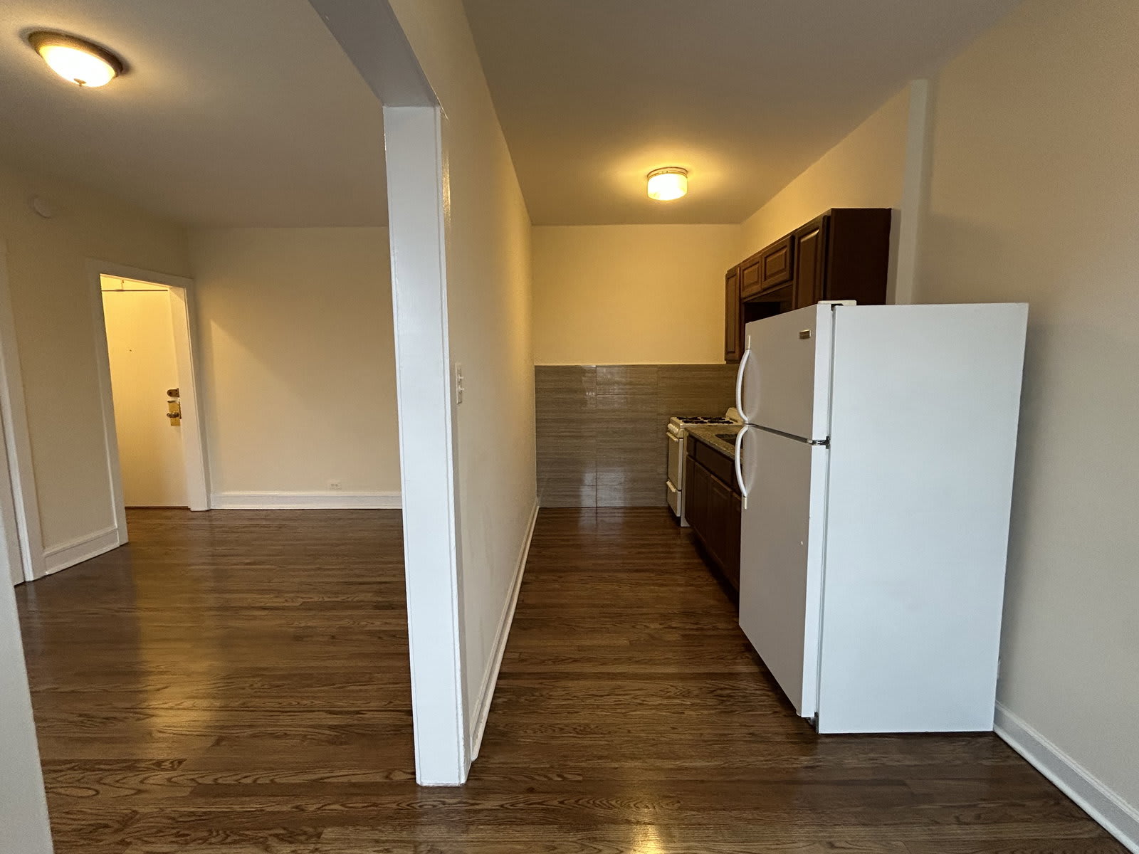 2712 North Milwaukee Avenue – photo 3