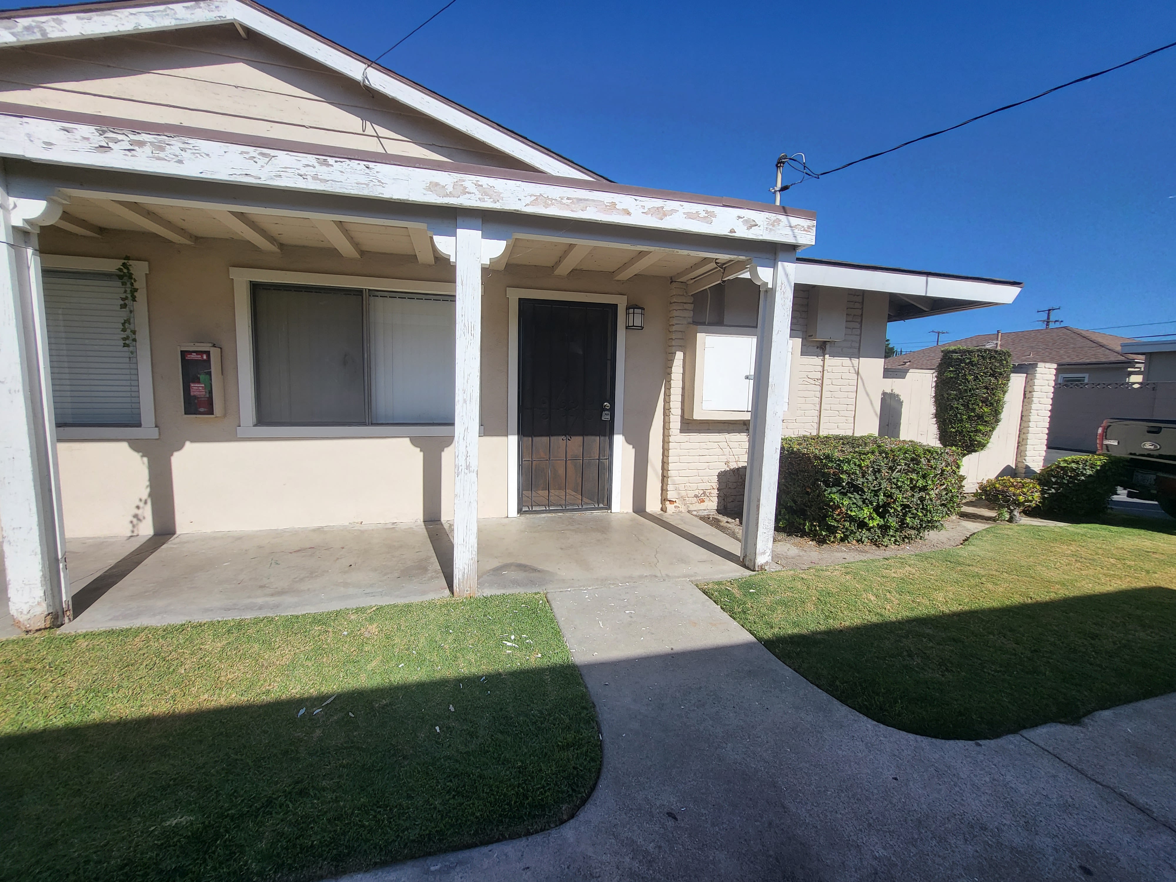 13111 Cypress St – photo 2