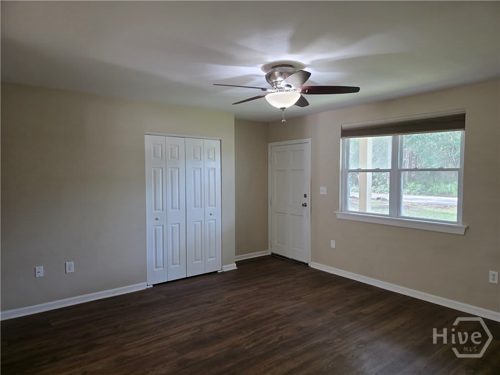 308 W Sixth Street – photo 3