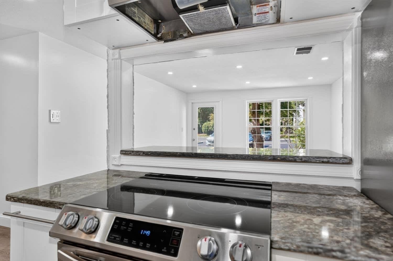 20 Walden Dr – photo 2