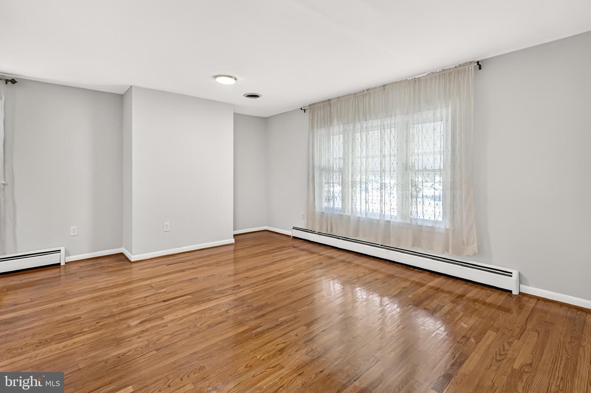 2843 ANNANDALE Road – photo 5