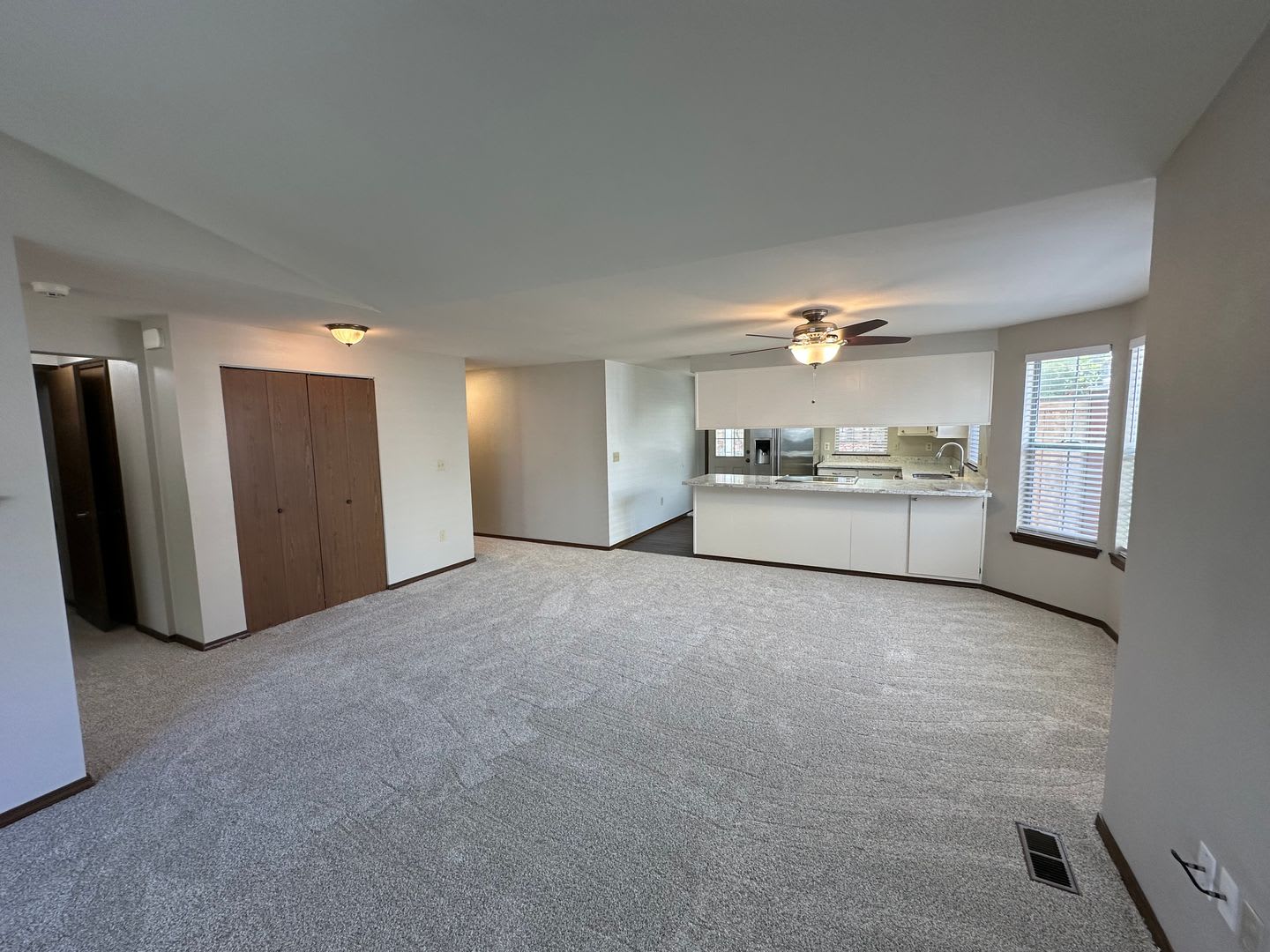 5710 N 21st St #10 – photo 4