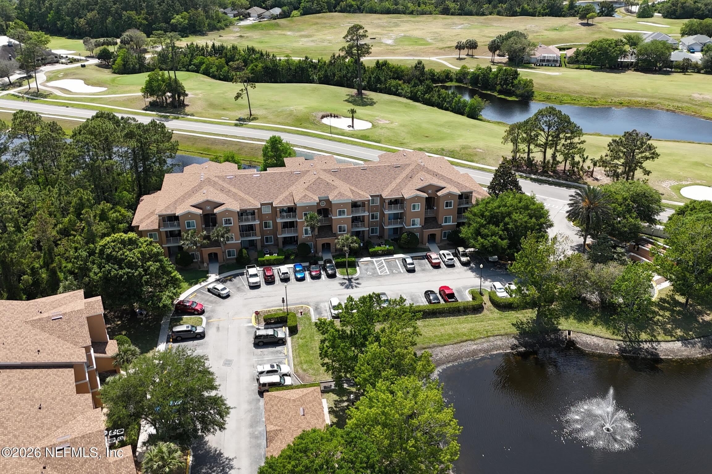 610 FAIRWAY Drive – photo 2