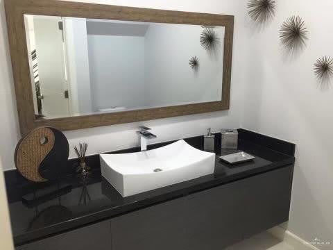 2210 E 1st Street – photo 5