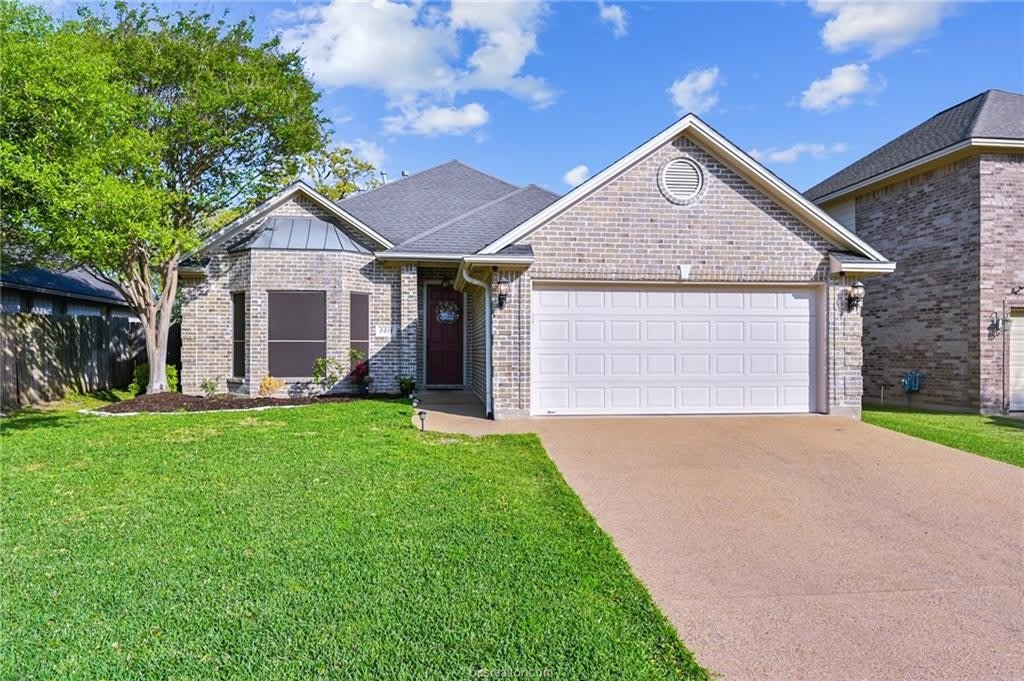 2214 Brougham Place – photo 1