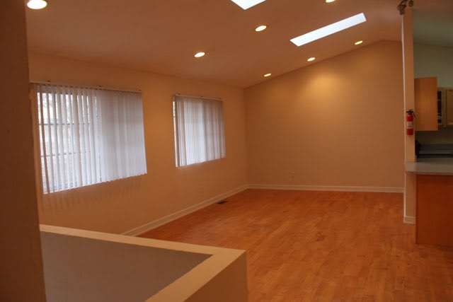 1506 Knollwood Ave – photo 4