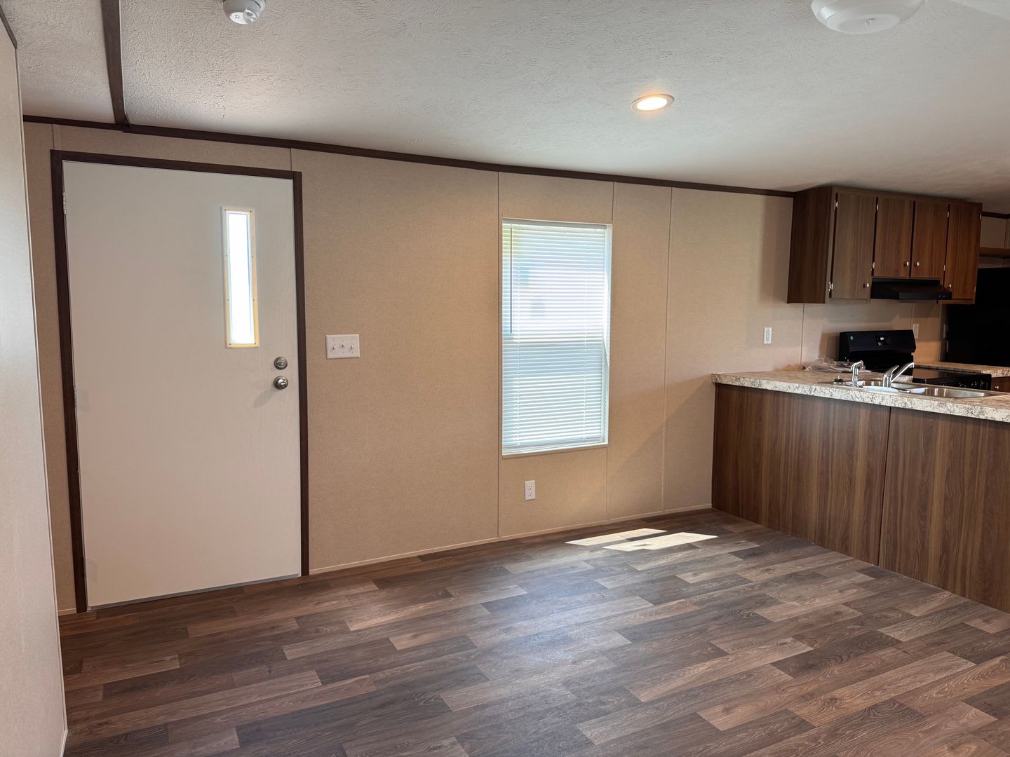 Brand New 3 Bed 2 Bath Single Wide Located In Eagle Springs – photo 2