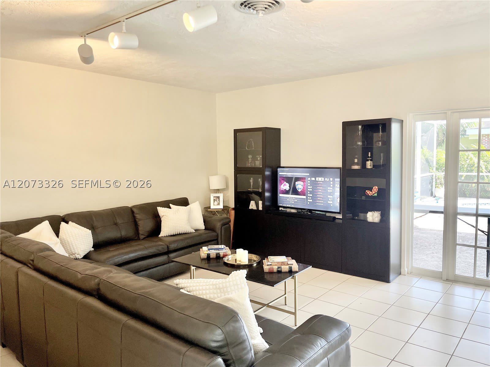 8522 SW 148th Ter – photo 5