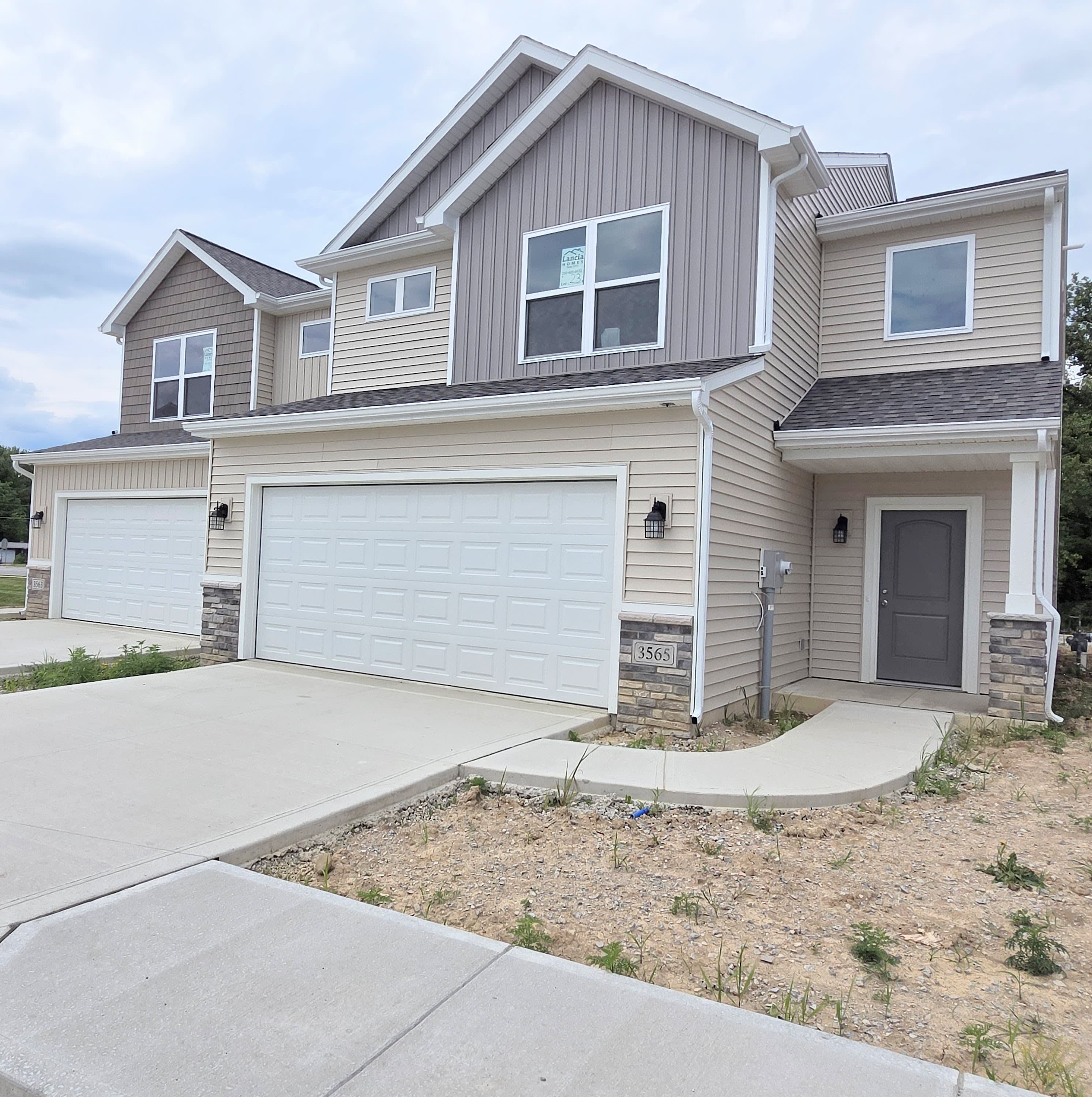 3565 Canal Square Drive – photo 1