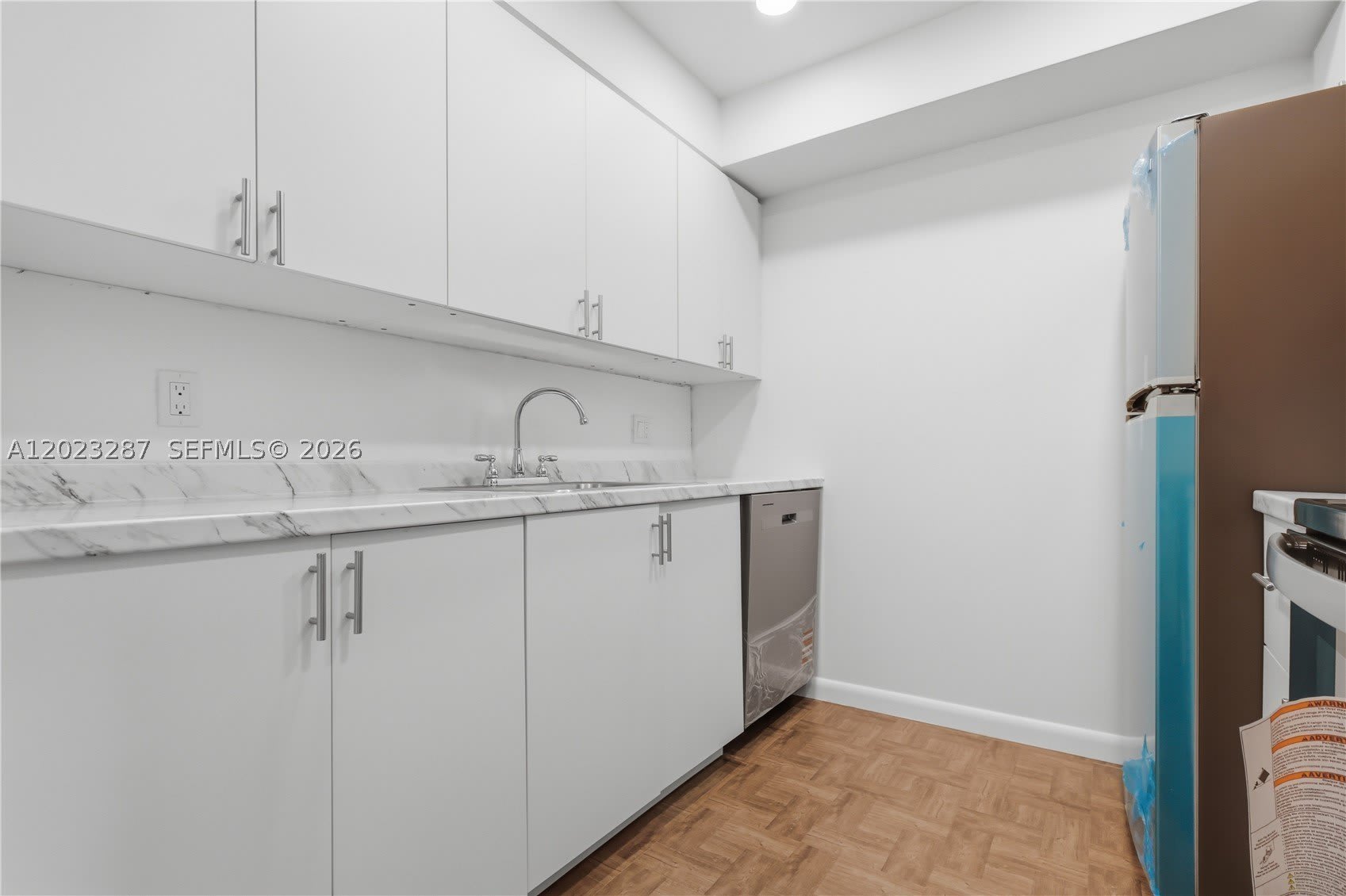301 SW 135th Avenue – photo 3