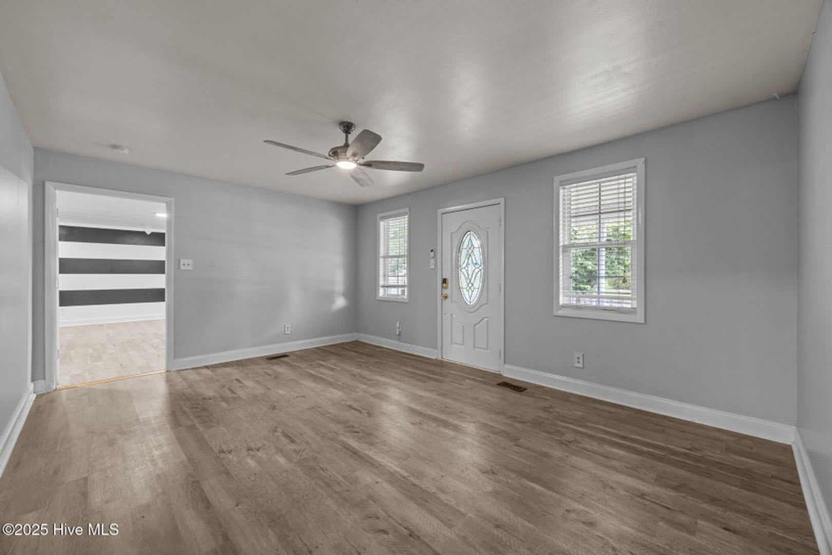 Spacious updated home in Jax – photo 5
