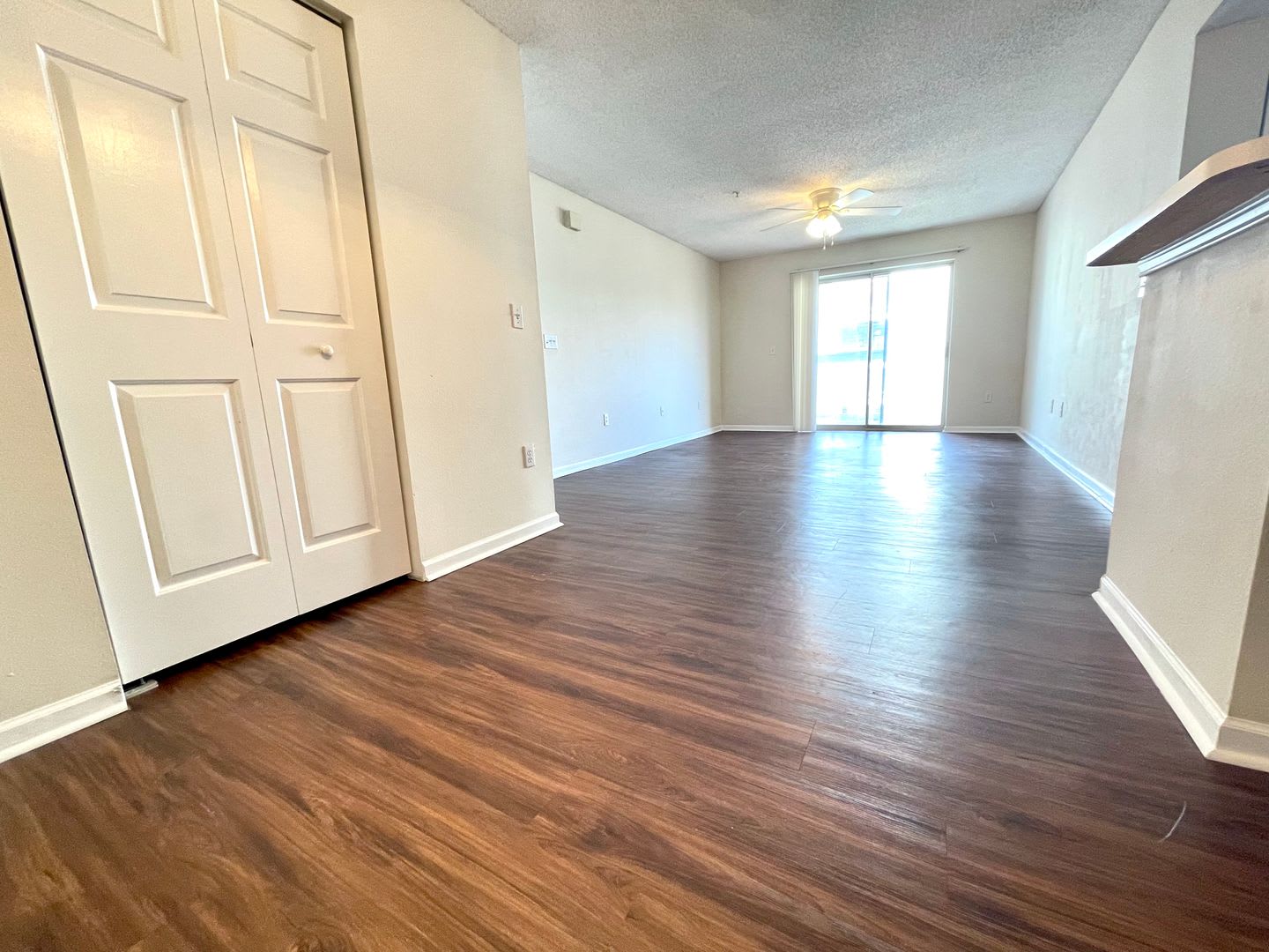 Cozy 2B/2B Unfurnished Condo near Beach in the Heart of Destin! – photo 4