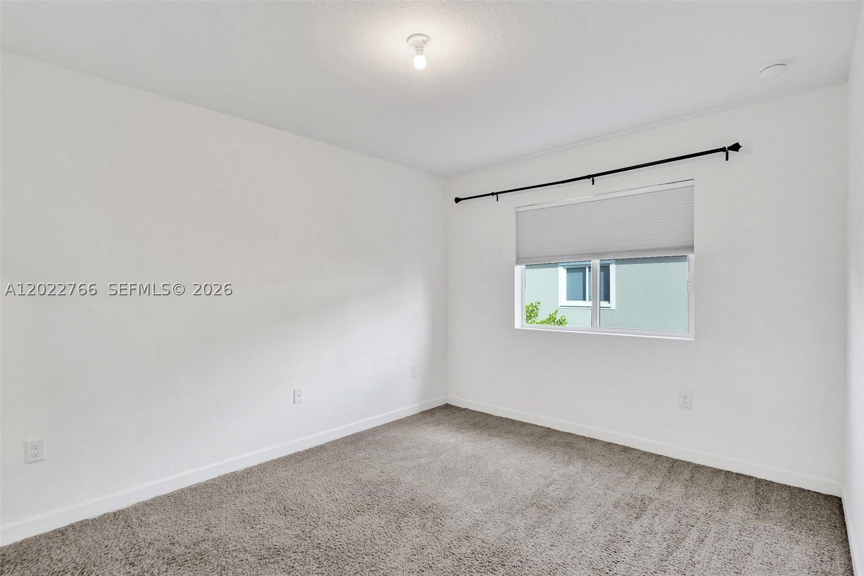 2430 SE 10th Ct – photo 5