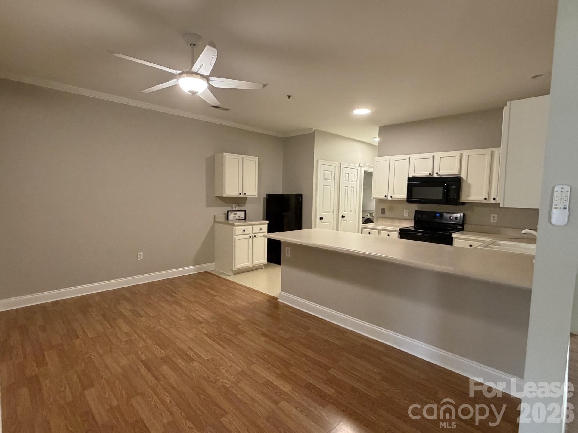 21231 Hickory Street – photo 5