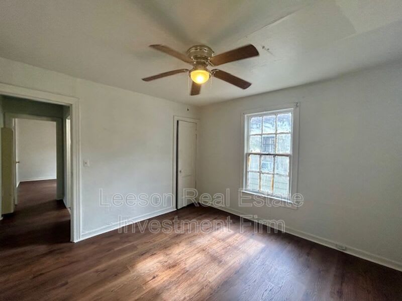 318 W 68TH ST – photo 3