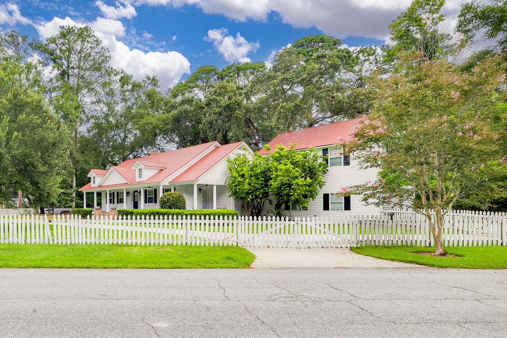 Wymberly Estate Isle of Hope 4 bed 4 bath for rent – photo 5