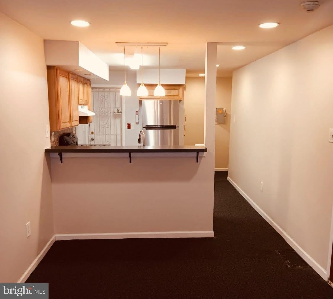 1732 W DIAMOND Street – photo 1