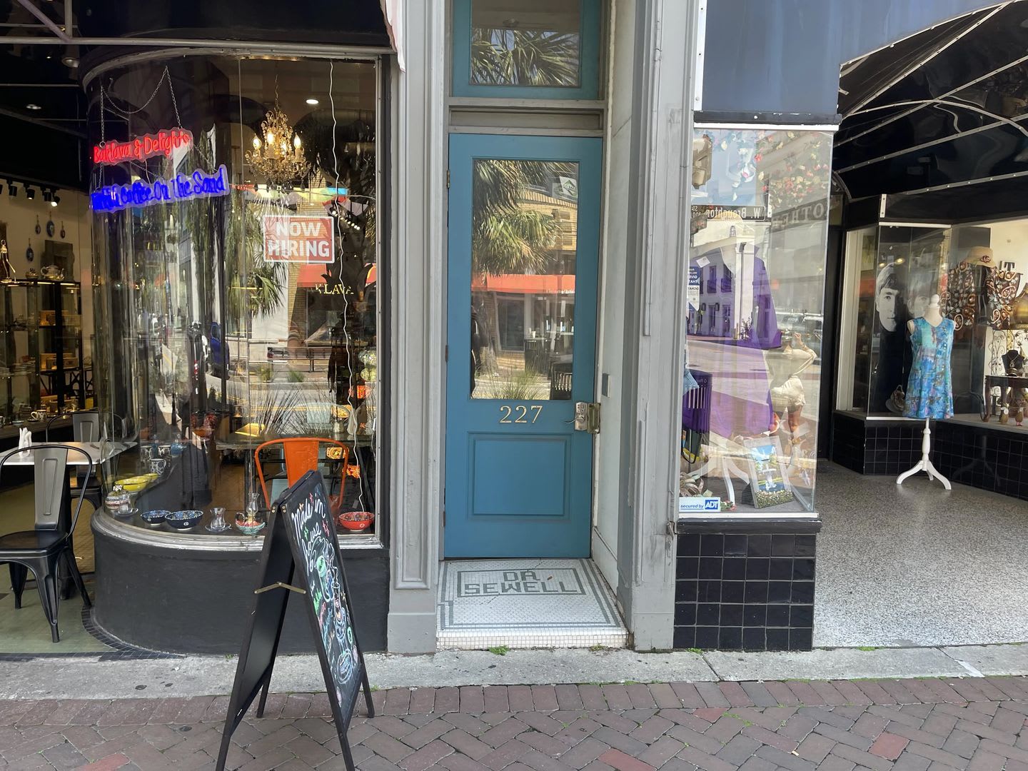 227 W Broughton St – photo 1