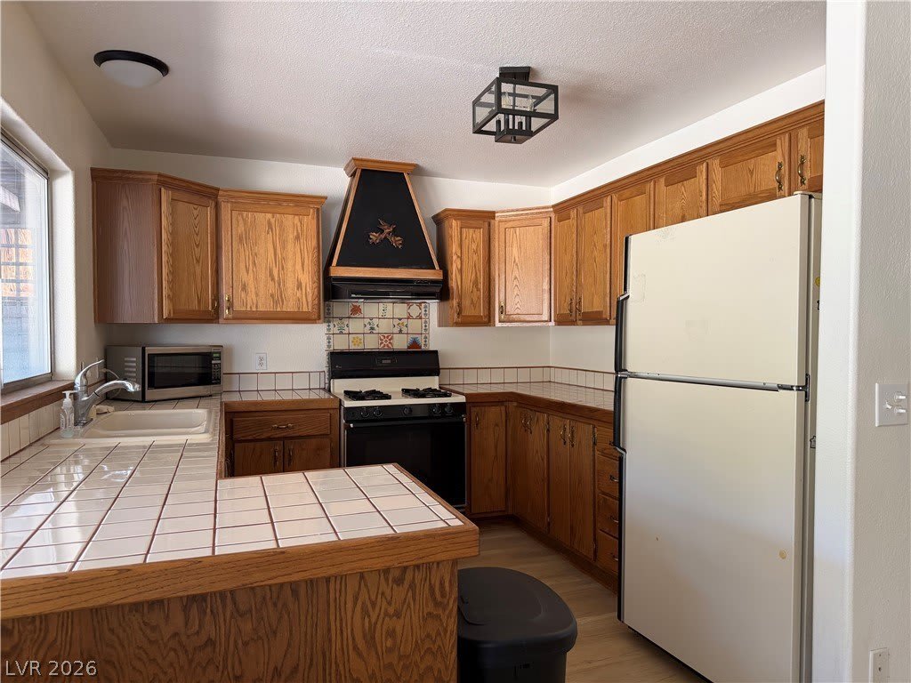 3121 N Floral Vista Avenue – photo 4