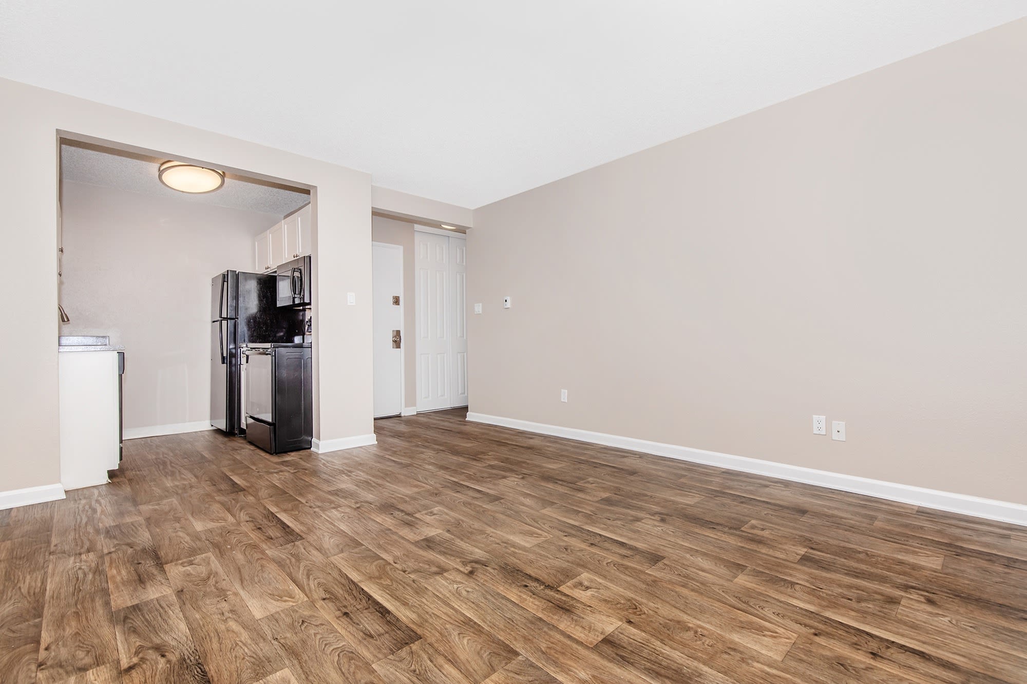 Central Heights Apartments – photo 2