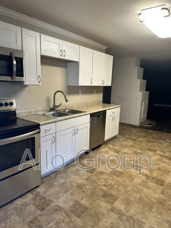 25 Martindale Dr – photo 2